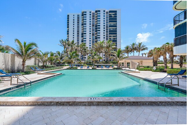 Building Photo - 5380 N Ocean Dr