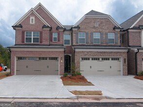 Building Photo - 2006 Wheylon CT