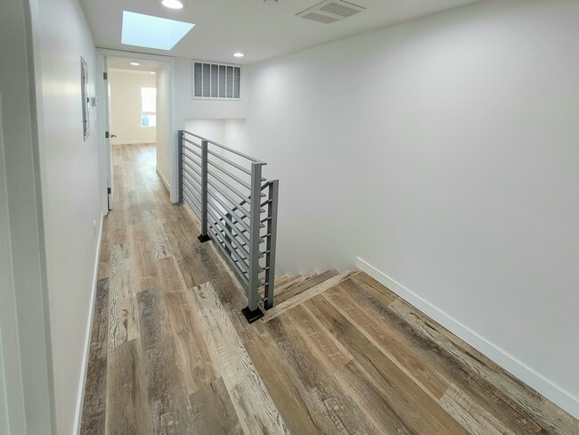 Building Photo - 700 Parkman Ave