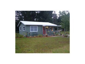 Building Photo - Charming 2 Bed 1 Bath Home in Central Sara...