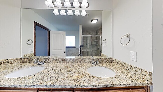 Building Photo - 3616 Upland Ridge Dr
