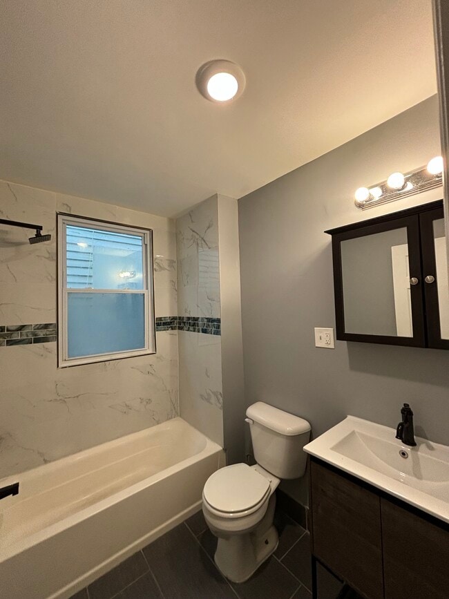 Building Photo - 18 N 19th St