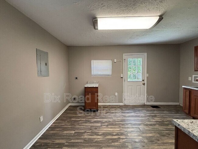 Building Photo - 3626 Runyon Ave
