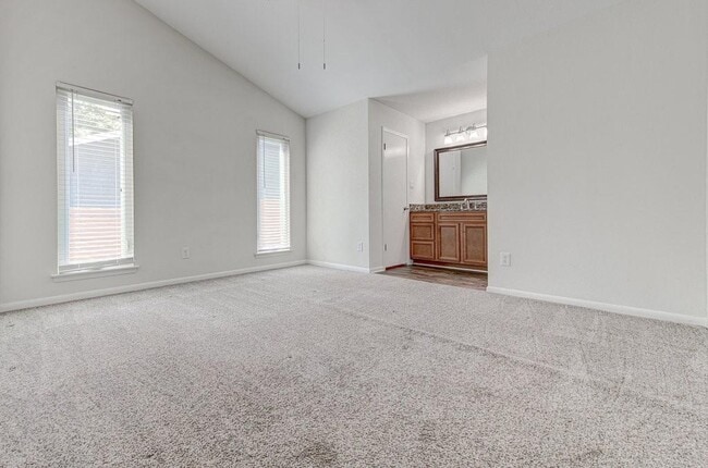 Building Photo - 1406 Thornridge Rd