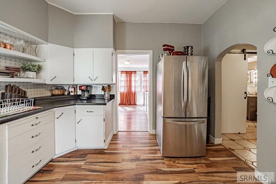 Building Photo - 2910 E Lincoln Rd