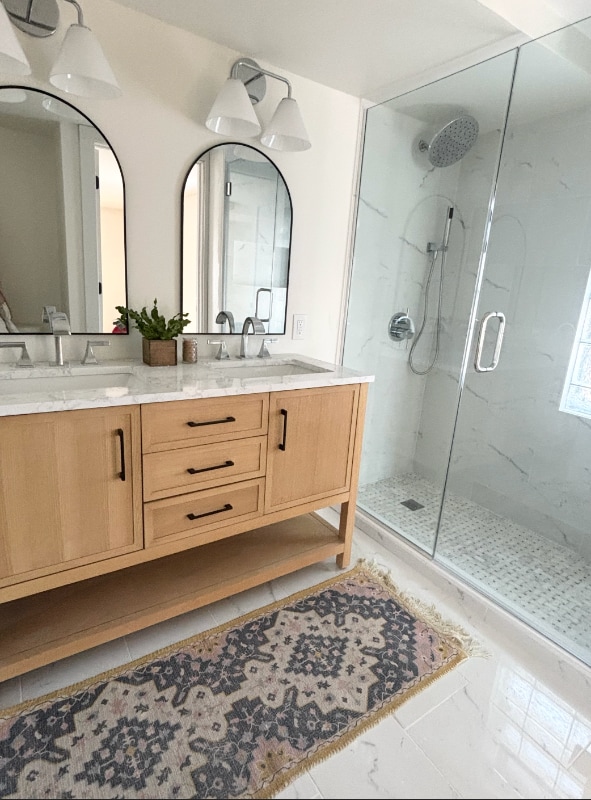 Building Photo - 1028 E Meadow Pl