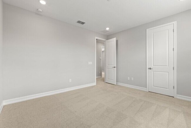 Building Photo - 4619 Almada Ln