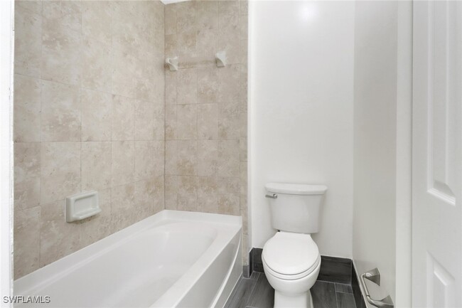 Building Photo - 10126 Villagio Palms Way