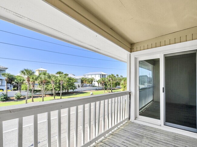 Building Photo - 445 Gulf Shore Dr