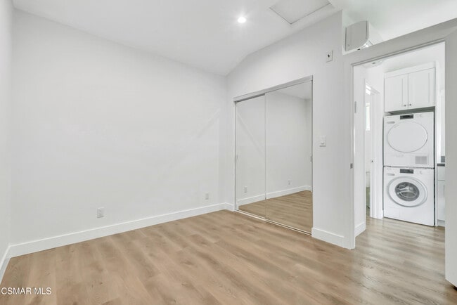 Building Photo - 18343 Bessemer St