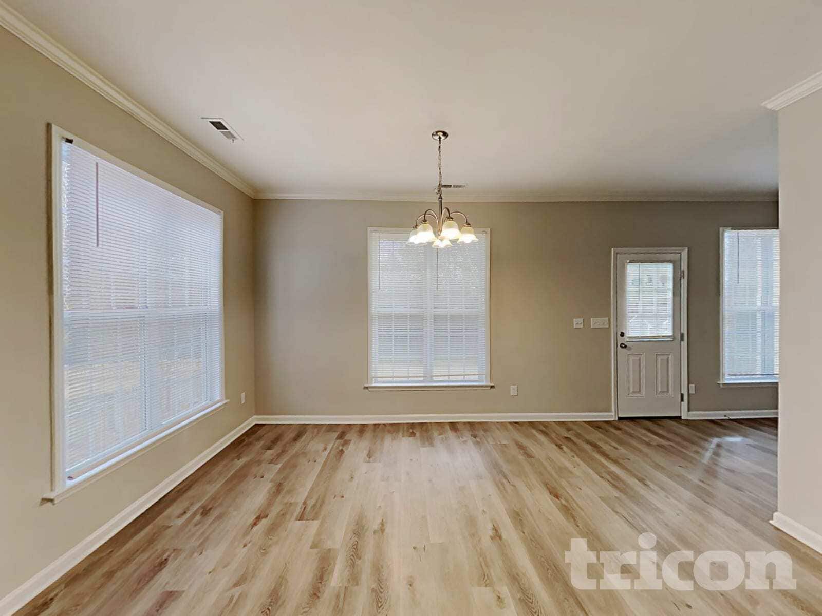 Building Photo - 116 Haywood Ln