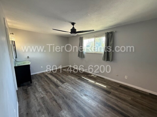 Building Photo - no deposit option available for qualified ...