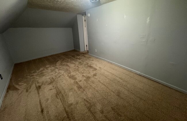 Building Photo - 115 Conron-E