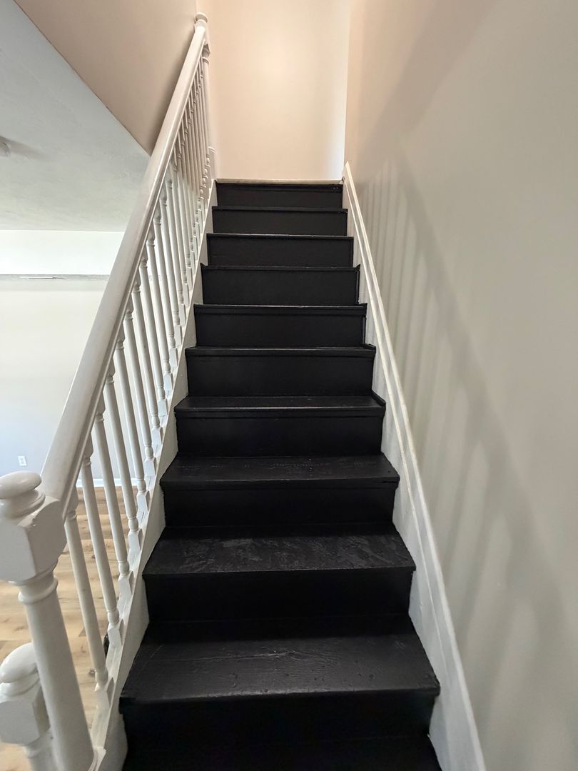 Building Photo - 3 Bedroom Double