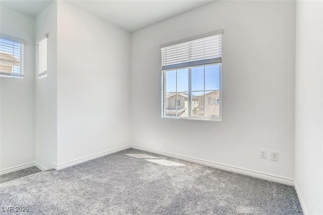 Building Photo - 1285 Jaya Peak Ct.