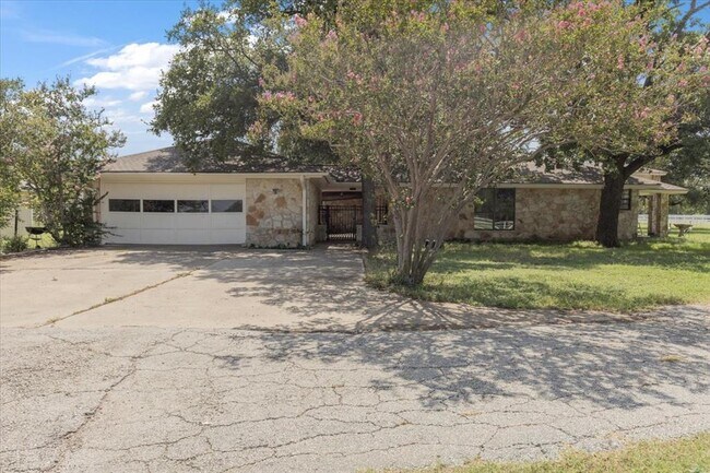 Building Photo - 6725 The Outer Ave
