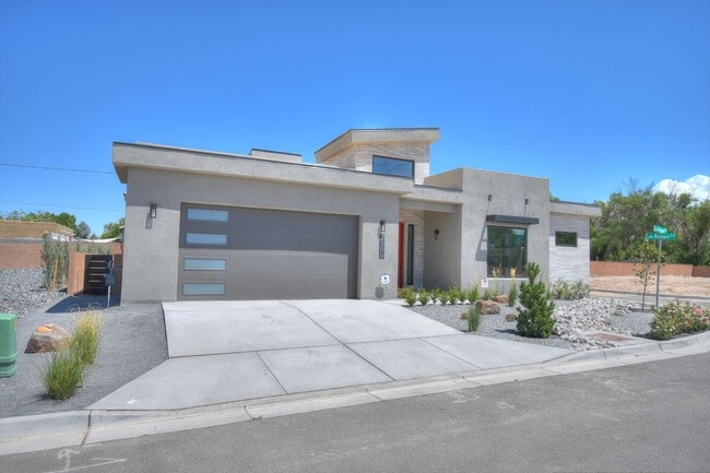 Building Photo - Brand New 3bd/2ba Available