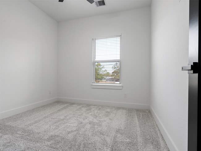 Building Photo - 4226 Sterling St