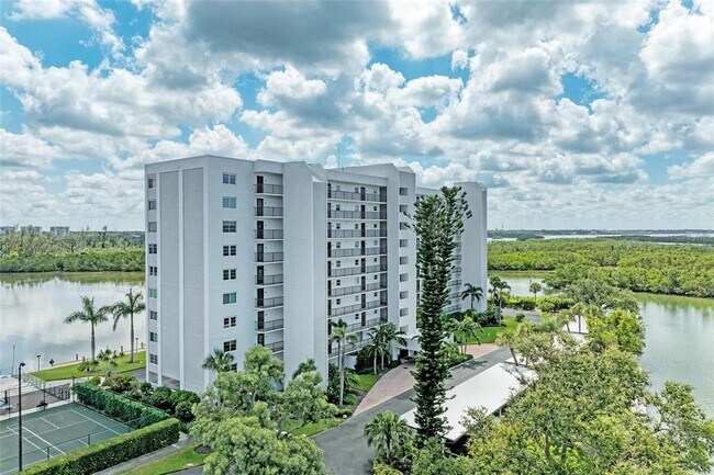 Building Photo - 9397 Midnight Pass Rd