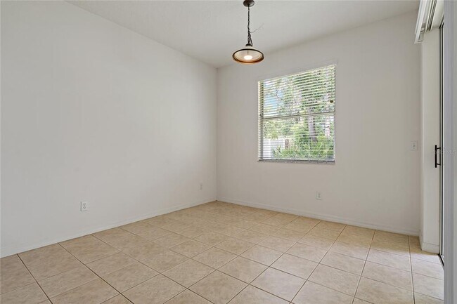 Building Photo - 12814 Cattail Shore Ln
