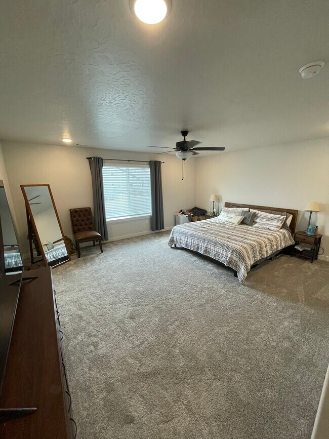 Building Photo - 12842 S Quail Lake Dr