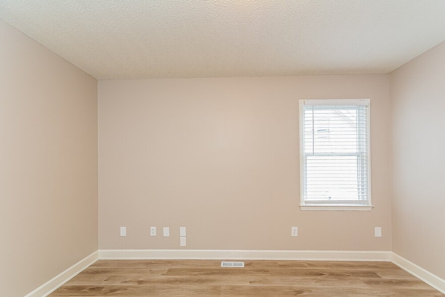 Building Photo - 3612 Iron Sight Ct