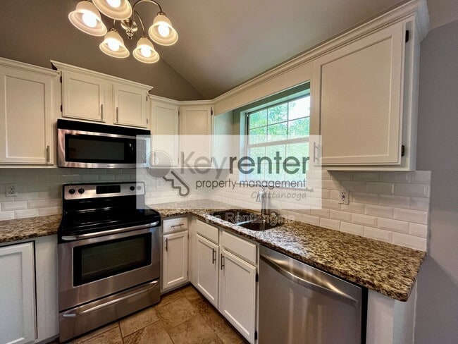 Building Photo - 4108 Lost Oaks Dr