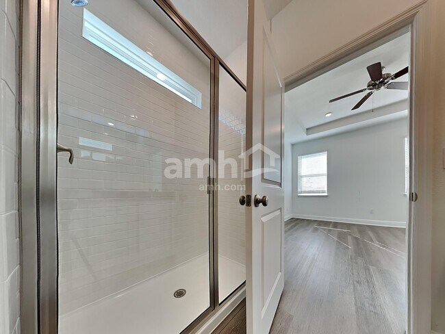 Building Photo - 6622 Atlantic Bch Ave