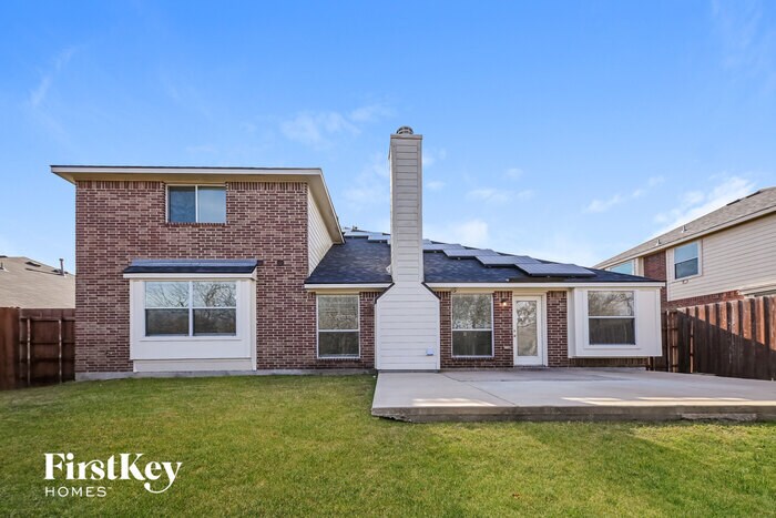 Building Photo - 3108 Silver Creek Dr