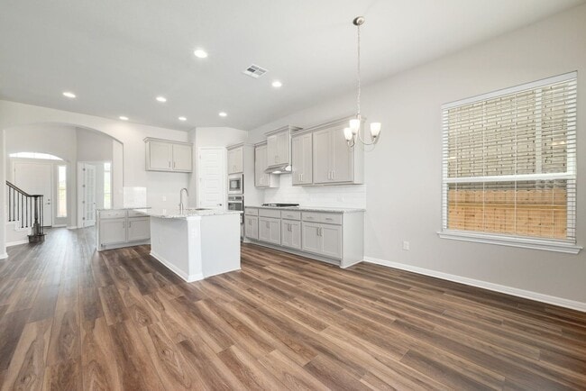 Building Photo - 3820 Brushy Creek Rd