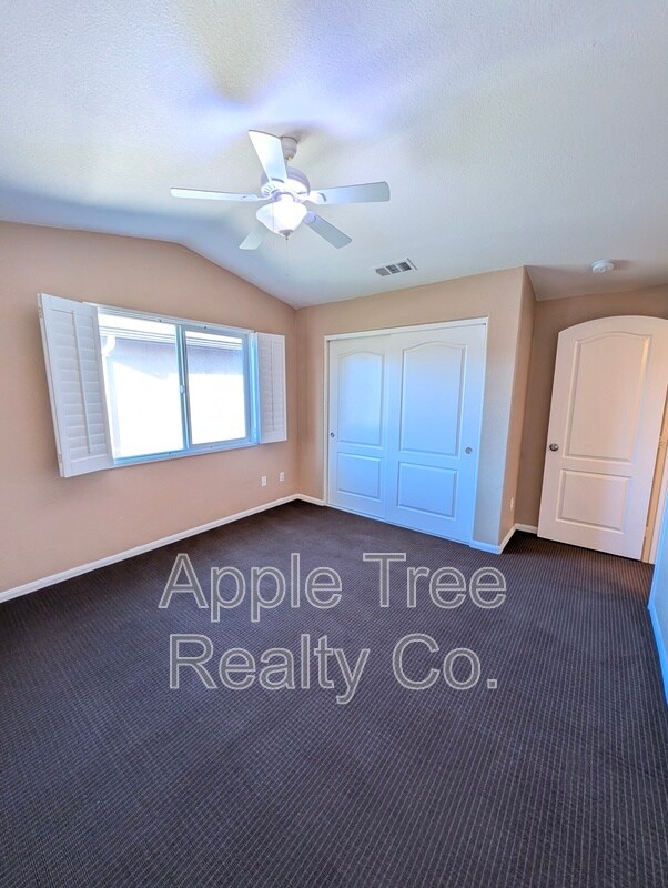 Building Photo - 1560 Gazebo Ln