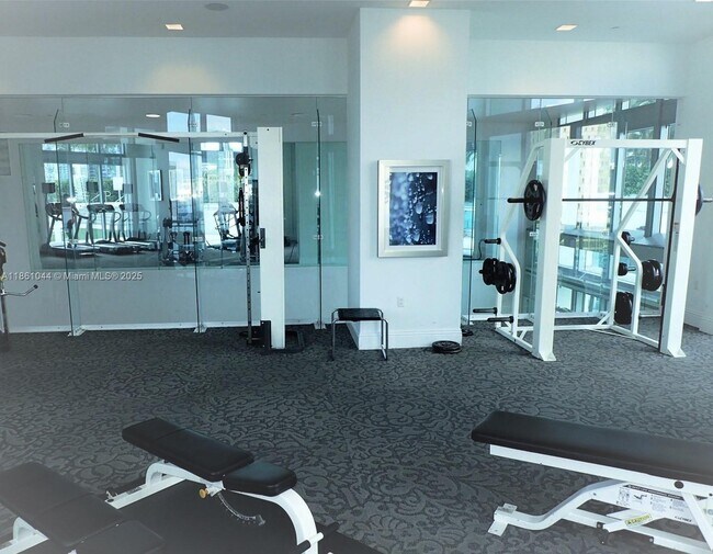 Building Photo - 350 S Miami Ave