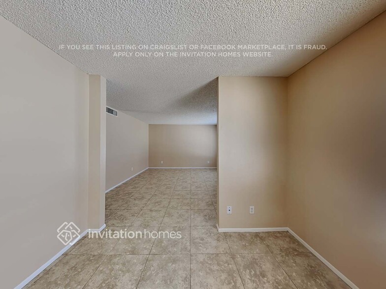 Building Photo - 8515 W Turney Ave