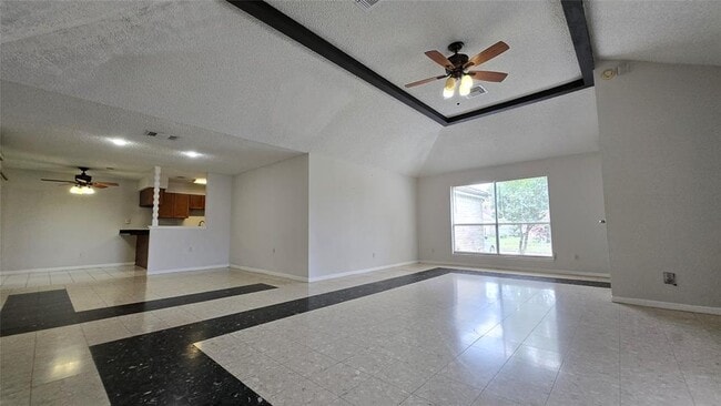 Building Photo - 6634 Briar Glade Dr