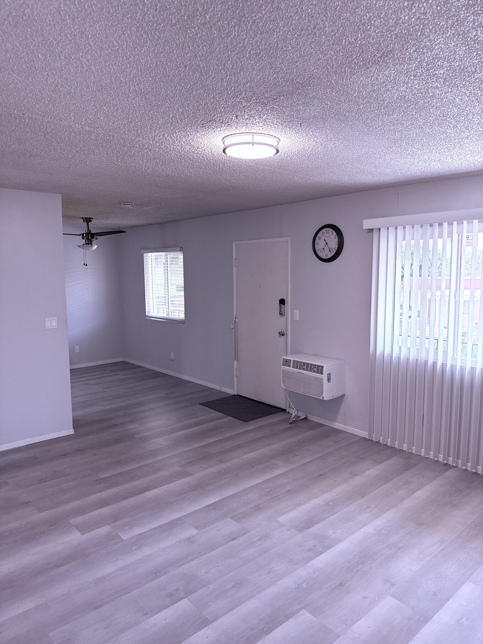 Living Room and Dining Area - 4700 Clair Del Ave