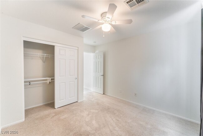 Building Photo - 10822 La Florentina Ave