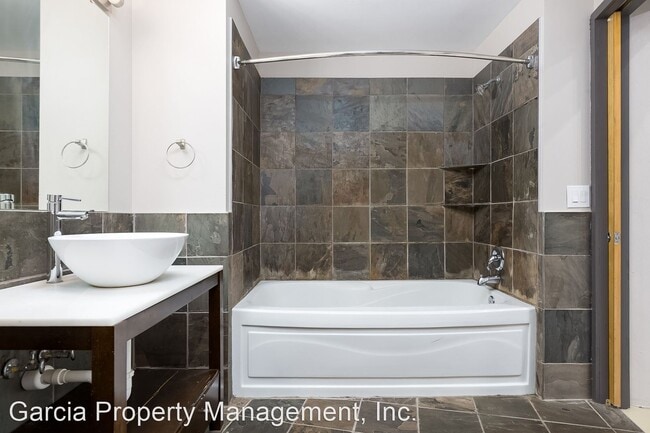 Building Photo - 4466 Olive St