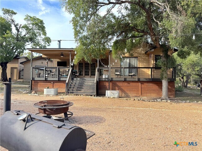 Building Photo - 104 Canteen