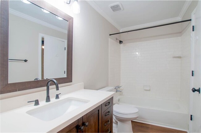 Building Photo - 126 Warm Springs Cir