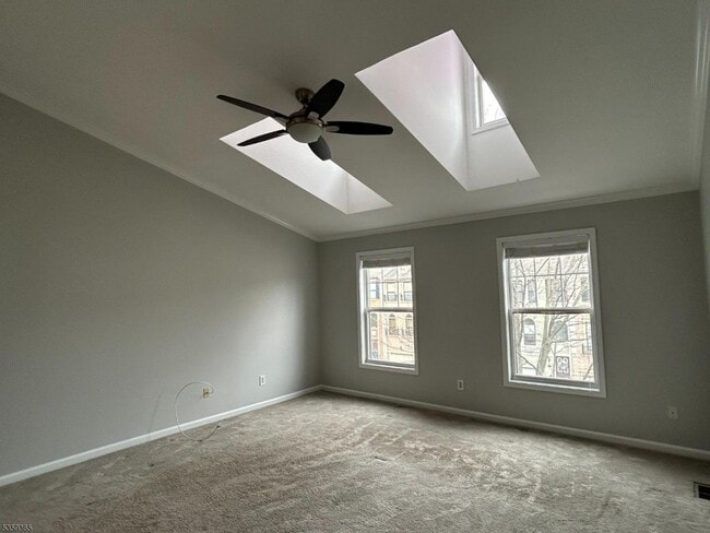 Building Photo - 450 Hartford Dr
