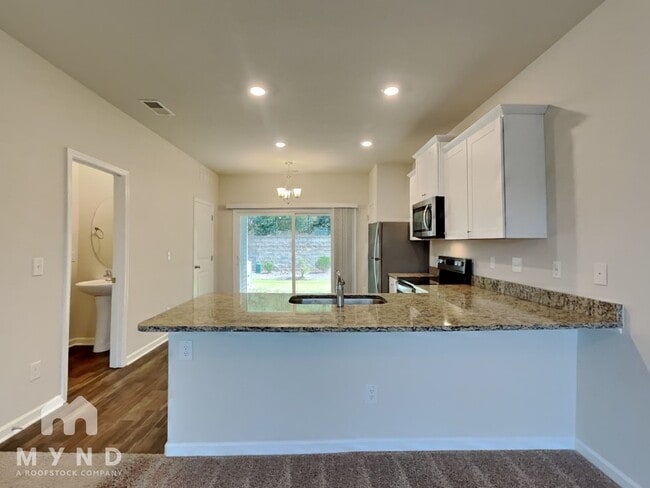 Building Photo - 116 Chandler Ct