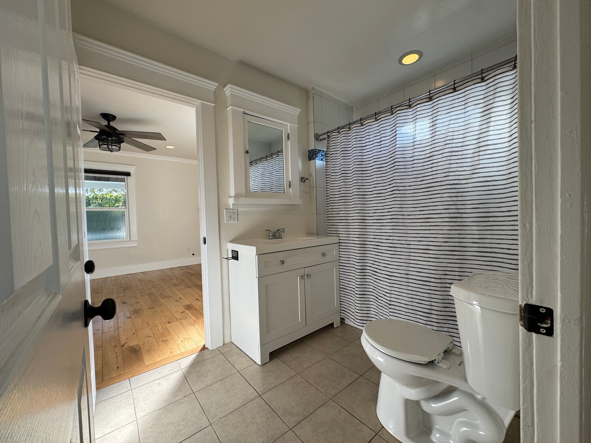 Building Photo - 1763 W 39th St