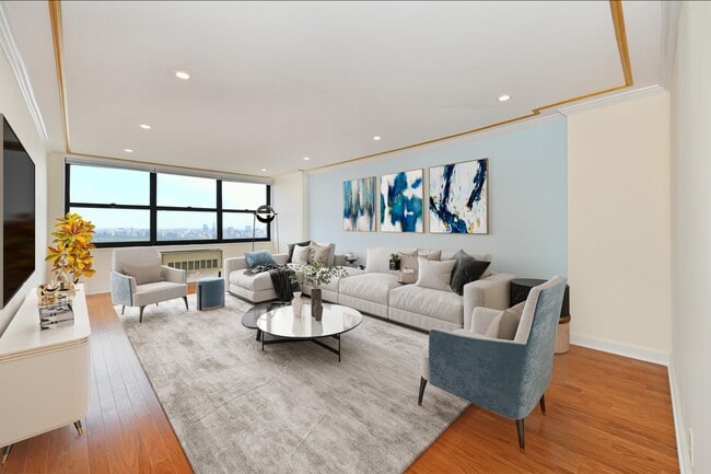 Building Photo - 7000 BLVD E