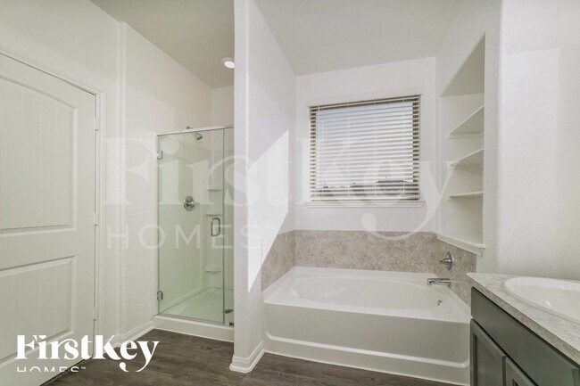 Building Photo - 11021 Patriot Ct