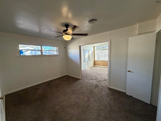 Building Photo - 4508 Bermuda Ln