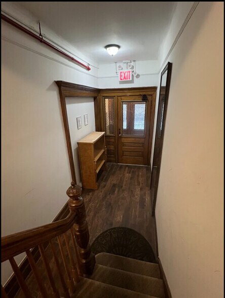 Building Photo - 626 W 158th St