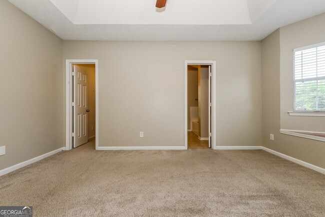 Building Photo - 437 Summer Hill Cir