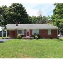 Building Photo - 1704 Kenton St