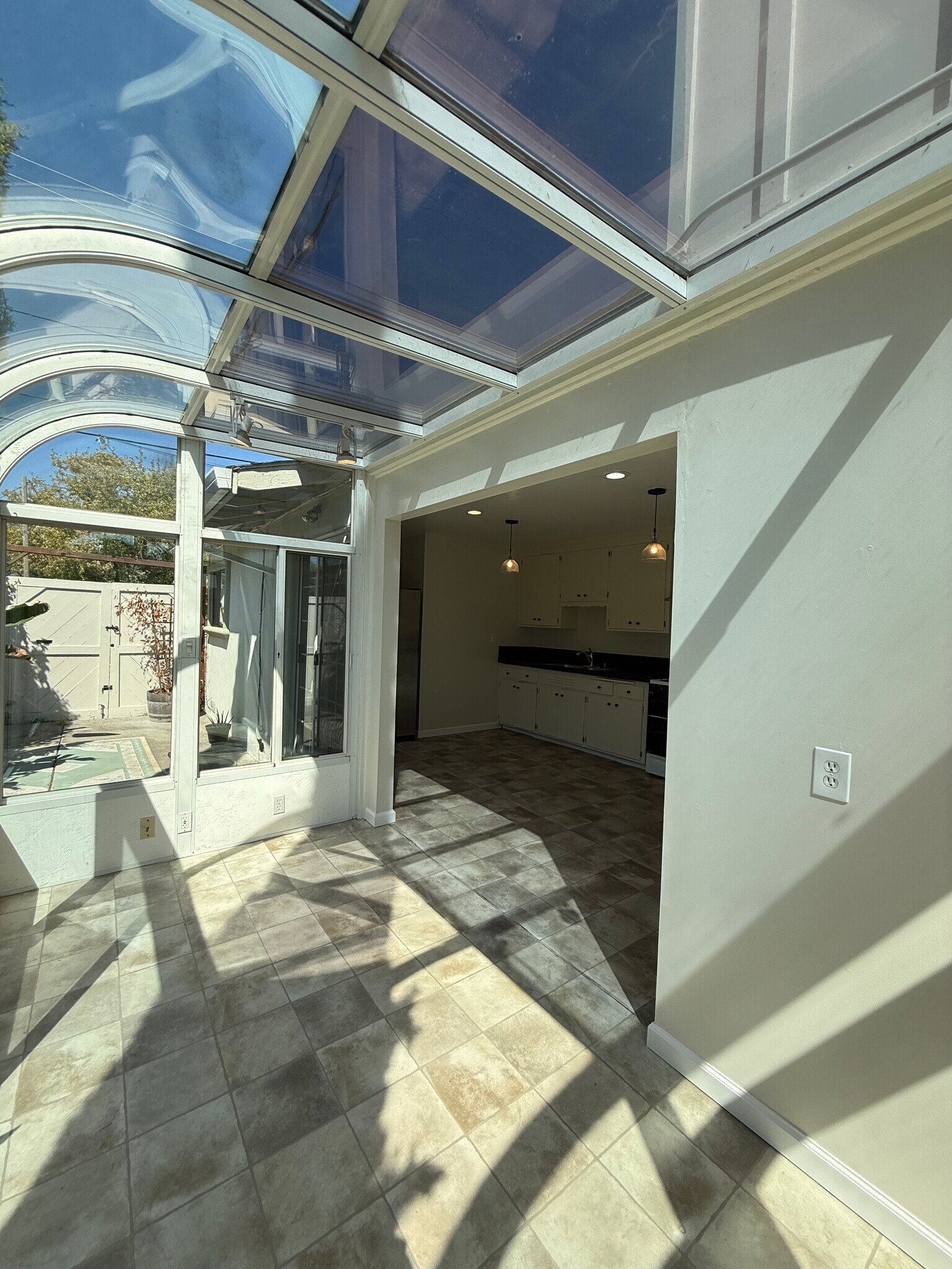 Building Photo - 223 Mendocino St