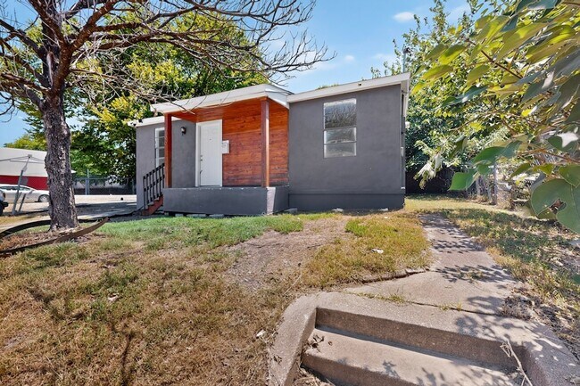 Building Photo - 336 Bonnie View Rd